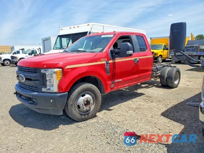 2017 FORD F350 CHSCB 1FD8X3GT4HEE22430 - główne zdjęcie licytacji z USA - miniatura