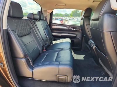 Zdjęcie 10 z 12 samochodu: 2020 TOYOTA TUNDRA PLATINUM VIN:5TFAY5F19LX887975 - miniatura