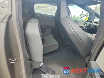Zdjęcie 11 z 13 samochodu: 2025 TESLA CYBERTRUCK VIN:7G2CEHED7SA080047 - miniatura
