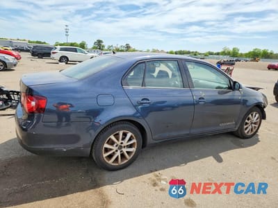 Trzecie zdjęcie samochodu z tyłu: 2010 VOLKSWAGEN JETTA LIMITED VIN:3VWAZ7AJ6AM123341 - miniatura