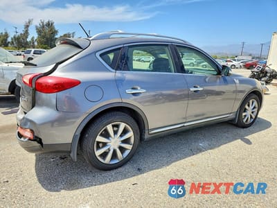 Trzecie zdjęcie samochodu z tyłu: 2017 INFINITI QX50 BASE VIN:JN1BJ0RP1HM386005 - miniatura