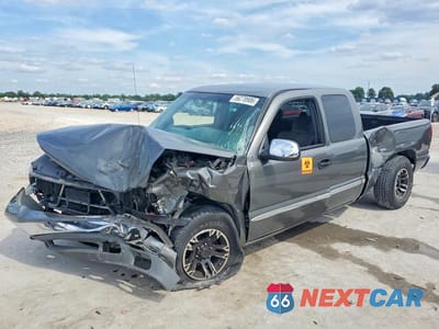 2001 GMC NEW SIERRA C1500 2GTEC19TX11135461 - główne zdjęcie licytacji z USA - miniatura