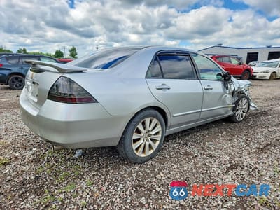 Trzecie zdjęcie samochodu z tyłu: 2007 HONDA ACCORD SE VIN:1HGCM563X7A000996 - miniatura