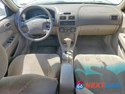 Zdjęcie 8 z 12 samochodu: 2002 TOYOTA COROLLA LE VIN:1NXBR12E12Z584221 - miniatura