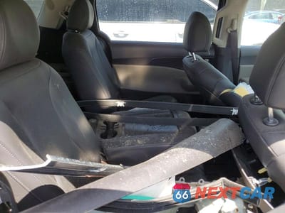 Zdjęcie 11 z 13 samochodu: 2026 KIA CARNIVAL LXS VIN:KNDNB5K35T6623958 - miniatura
