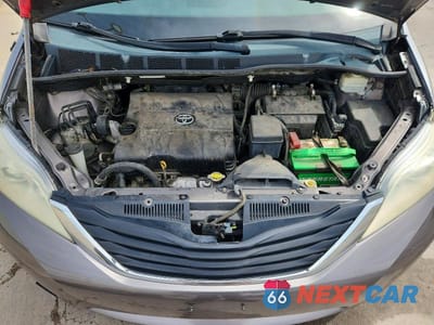 Zdjęcie 12 z 13 samochodu: 2011 TOYOTA SIENNA LE VIN:5TDKK3DC0BS037624 - miniatura