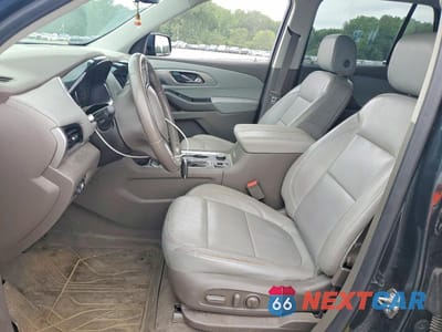 Zdjęcie 7 z 13 samochodu: 2019 CHEVROLET TRAVERSE LT VIN:1GNERHKW4KJ305615 - miniatura