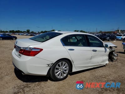 Trzecie zdjęcie samochodu z tyłu: 2013 HONDA ACCORD TOURING VIN:1HGCR3F9XDA040825 - miniatura
