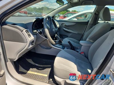 Zdjęcie 7 z 12 samochodu: 2010 TOYOTA COROLLA LE VIN:1NXBU4EE7AZ356959 - miniatura