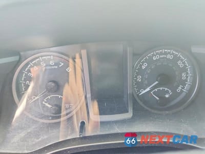 Zdjęcie 9 z 12 samochodu: 2017 TOYOTA TACOMA SR5 V6 VIN:3TMAZ5CNXHM028265 - miniatura