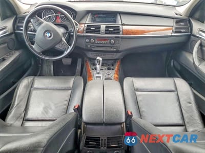 Zdjęcie 8 z 13 samochodu: 2013 BMW X5 XDRIVE35I VIN:5UXZV4C54D0B17479 - miniatura
