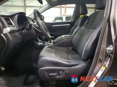 Zdjęcie 7 z 13 samochodu: 2015 TOYOTA HIGHLANDER LE PLUS VIN:5TDBKRFH3FS142658 - miniatura