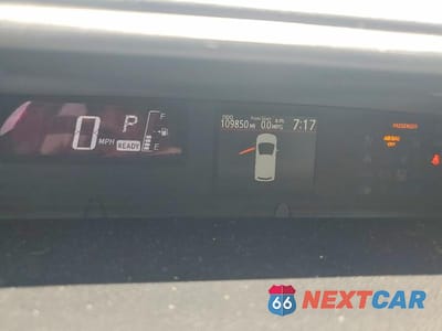 Zdjęcie 9 z 12 samochodu: 2016 TOYOTA PRIUS C ONE VIN:JTDKDTB32G1134230 - miniatura