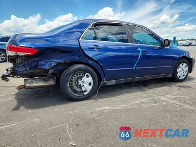 Trzecie zdjęcie samochodu z tyłu: 2003 HONDA ACCORD LX VIN:1HGCM56353A028571 - miniatura