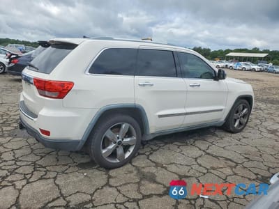 Trzecie zdjęcie samochodu z tyłu: 2011 JEEP GRAND CHEROKEE OVERLAND VIN:1J4RR6GT0BC714075 - miniatura