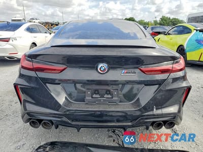 Zdjęcie 6 z 13 samochodu: 2023 BMW M8 VIN:WBSAE0C04PCM39107 - miniatura