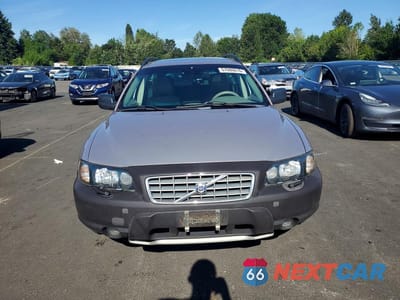 Piąte zdjęcie samochodu w środku: 2004 VOLVO XC70 VIN:YV1SZ59H541123579 - miniatura