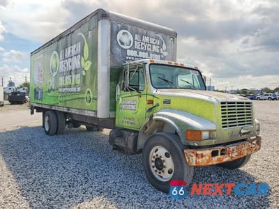 1999 INTERNATIONAL 4900 BOX TRUCK 1HTSDAAN7XH212535 - główne zdjęcie licytacji z USA - miniatura