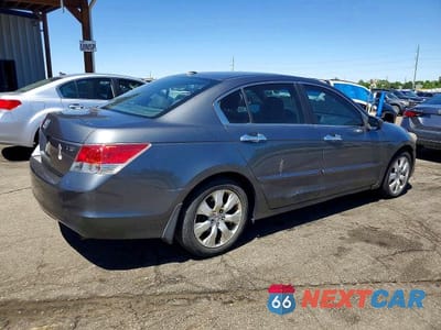 Trzecie zdjęcie samochodu z tyłu: 2008 HONDA ACCORD EXL VIN:1HGCP36808A089244 - miniatura