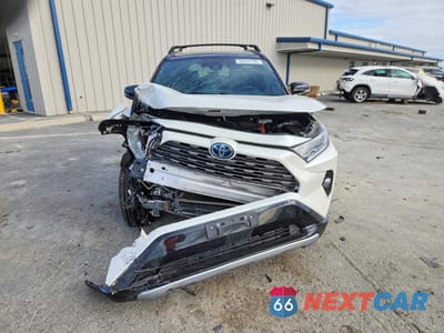 Piąte zdjęcie samochodu w środku: 2021 TOYOTA RAV4 XSE VIN:2T3E6RFV1MW022599 - miniatura