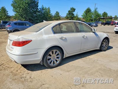 Trzecie zdjęcie samochodu z tyłu: 2011 HYUNDAI GENESIS 3.8L VIN:KMHGC4DE3BU133927 - miniatura