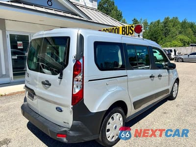 Czwarte zdjęcie samochodu z boku: 2019 FORD TRANSIT CONNECT XL VIN:NM0GS9E26K1415471 - miniatura