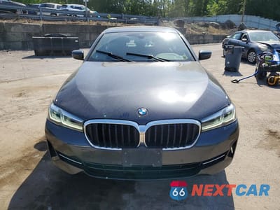 Piąte zdjęcie samochodu w środku: 2022 BMW 540 XI VIN:WBA73BJ0XNWX59594 - miniatura