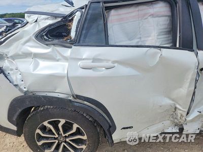 Zdjęcie 10 z 12 samochodu: 2024 TOYOTA COROLLA CROSS HYBRID SE VIN:7MUFBABG0RV027624 - miniatura