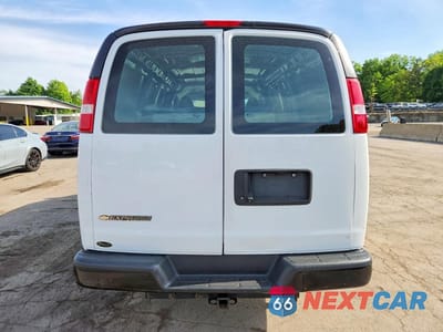 Zdjęcie 6 z 13 samochodu: 2021 CHEVROLET EXPRESS 25 - DELIVERY VAN VIN:1GCWGAFP2M1191422 - miniatura