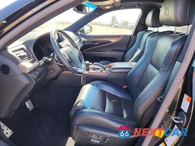 Zdjęcie 7 z 12 samochodu: 2017 LEXUS LS 460 VIN:JTHBL5EF9H5145948 - miniatura
