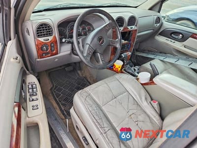 Zdjęcie 8 z 13 samochodu: 2005 GMC ENVOY VIN:1GKDT13S052308832 - miniatura