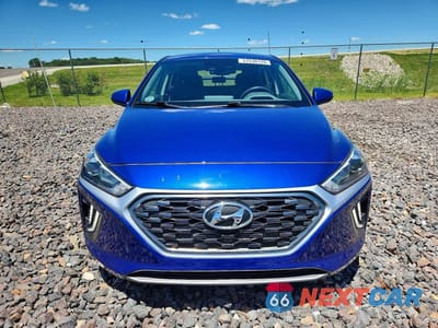 Piąte zdjęcie samochodu w środku: 2022 HYUNDAI IONIQ SE VIN:KMHC75LC2NU273979 - miniatura