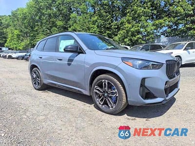 Trzecie zdjęcie samochodu z tyłu: 2026 BMW X1 M35I VIN:WBX13EF09T5515539 - miniatura