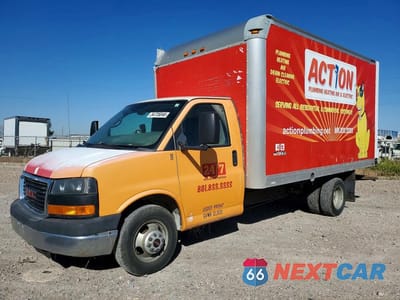 2015 GMC SAVANA CUT - BOX TRUCK 1GD373CG3F1131442 - główne zdjęcie licytacji z USA - miniatura