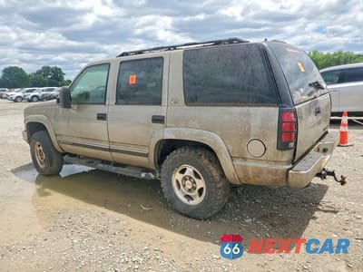 Drugie zdjęcie samochodu z przodu: 2000 CHEVROLET TAHOE K1500 VIN:1GNEK13R2YR179298 - miniatura