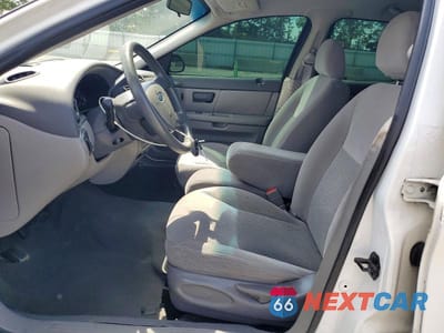 Zdjęcie 7 z 12 samochodu: 2006 FORD TAURUS SE VIN:1FAFP53U46A246950 - miniatura