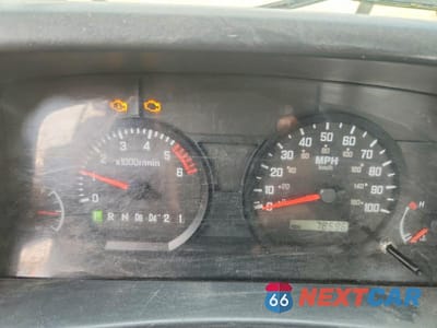 Zdjęcie 9 z 12 samochodu: 2016 ISUZU NPR VIN:54DB4W1B0GS800789 - miniatura