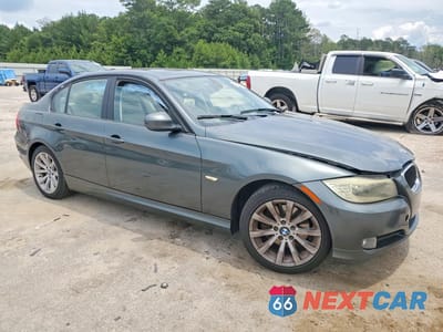 Czwarte zdjęcie samochodu z boku: 2011 BMW 328 I VIN:WBAPH7C58BE680465 - miniatura