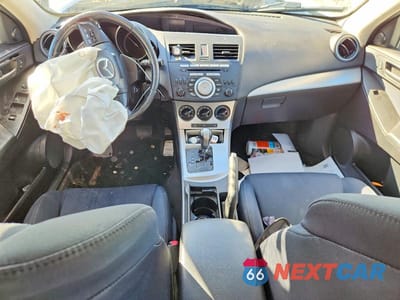 Zdjęcie 8 z 12 samochodu: 2010 MAZDA 3 S VIN:JM1BL1H52A1331325 - miniatura