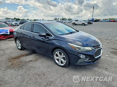 Czwarte zdjęcie samochodu z boku: 2017 CHEVROLET CRUZE PREMIER VIN:1G1BF5SM5H7112051 - miniatura