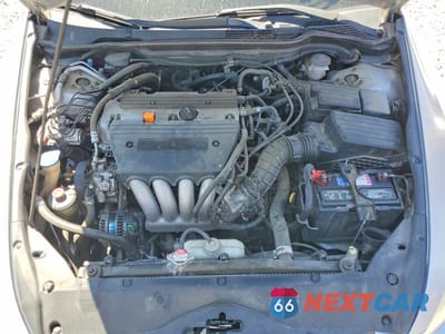 Zdjęcie 11 z 12 samochodu: 2003 HONDA ACCORD LX VIN:3HGCM56363G701398 - miniatura
