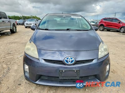 Piąte zdjęcie samochodu w środku: 2011 TOYOTA PRIUS TWO VIN:JTDKN3DU2B1419814 - miniatura