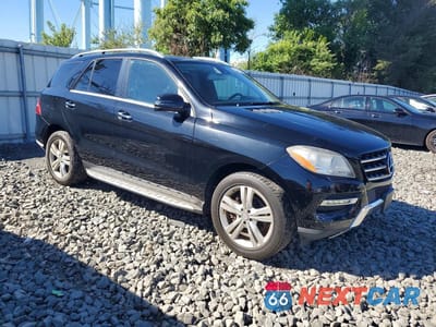 Czwarte zdjęcie samochodu z boku: 2014 MERCEDES-BENZ ML 350 4MATIC VIN:4JGDA5HB6EA430372 - miniatura