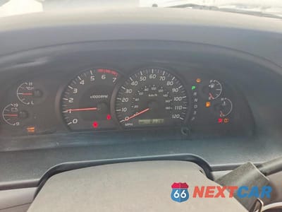 Zdjęcie 9 z 13 samochodu: 2005 TOYOTA TUNDRA ACCESS CAB SR5 VIN:5TBRU34195S445480 - miniatura