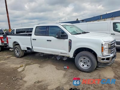 Czwarte zdjęcie samochodu z boku: 2026 FORD F250 SUPER DUTY VIN:1FT7W2BT7TEC15513 - miniatura