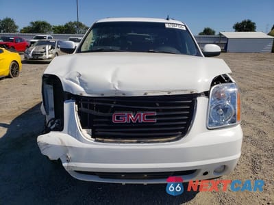 Piąte zdjęcie samochodu w środku: 2008 GMC YUKON VIN:1GKFK13088J102825 - miniatura