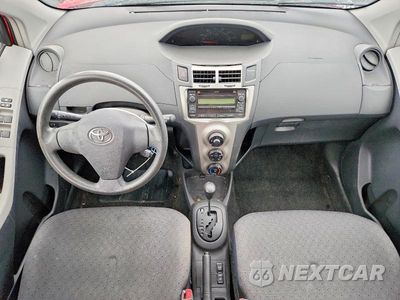 Zdjęcie 8 z 13 samochodu: 2011 TOYOTA YARIS AUTO VIN:JTDKT4K31B5333859 - miniatura