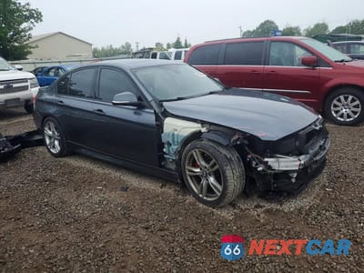 Czwarte zdjęcie samochodu z boku: 2017 BMW 340 XI VIN:WBA8B7G37HNU37821 - miniatura