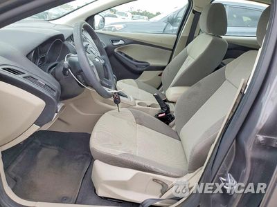 Zdjęcie 7 z 12 samochodu: 2013 FORD FOCUS SE VIN:1FADP3F22DL168191 - miniatura