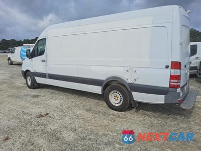 Drugie zdjęcie samochodu z przodu: 2012 MERCEDES BENZ SPRINTER 2500 DELIVERY VAN VIN:WD3PE8CB0C5674629 - miniatura